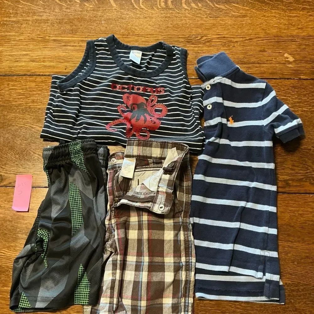 Bundle of boys shorts and shirts size 5